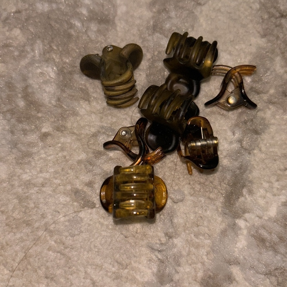 Hair clips - Picture 3 of 5